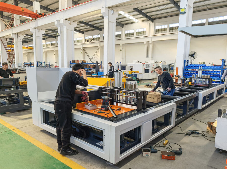 Jiurun Aluminum Cutting Machine client service testimonial in factory