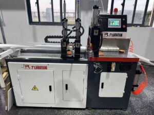 JR-455CNC Auto Aluminum Cutter: Full CNC Upper-Lower Feed Cutting Machine (Overall Appearance)