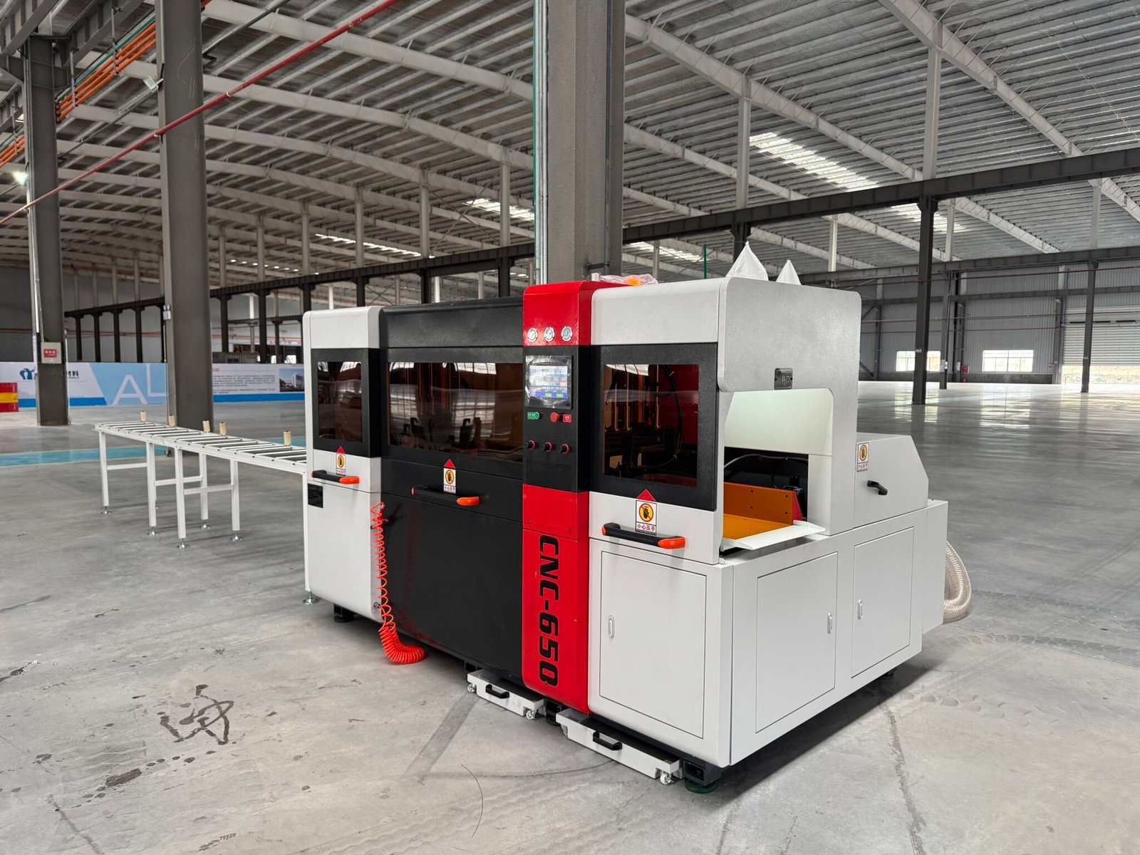 JR-650CNC-3A-1S Tail-Free Aluminum Cutter | Jiurun Machinery