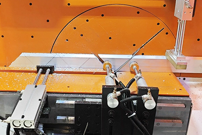 JR-550 dual-head aluminum angle cutting machine for 45°/90° cuts